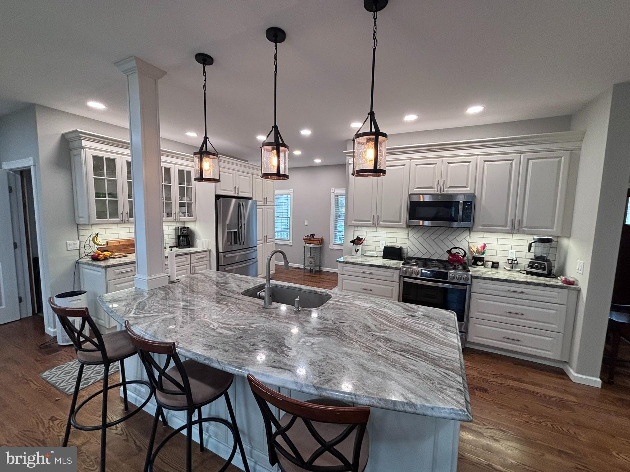 NUGENTOWN - Residential