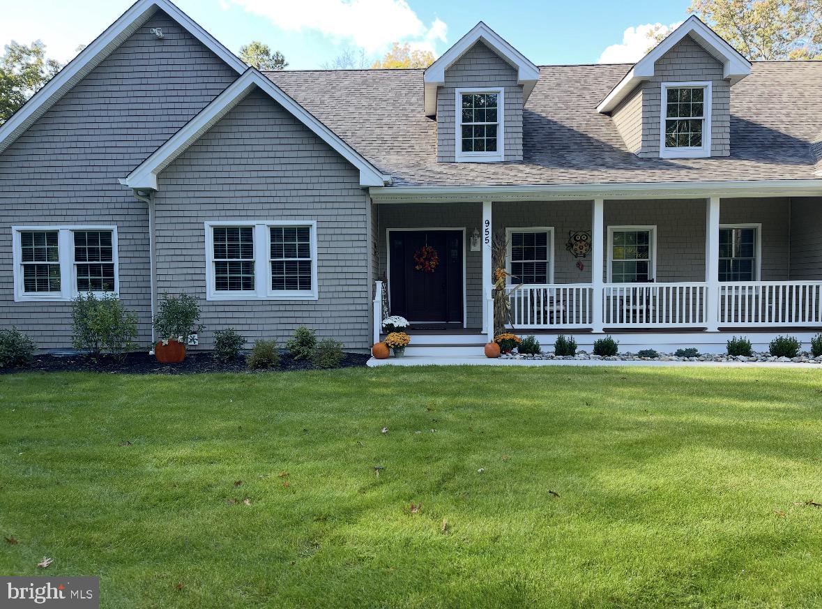 NUGENTOWN - Residential