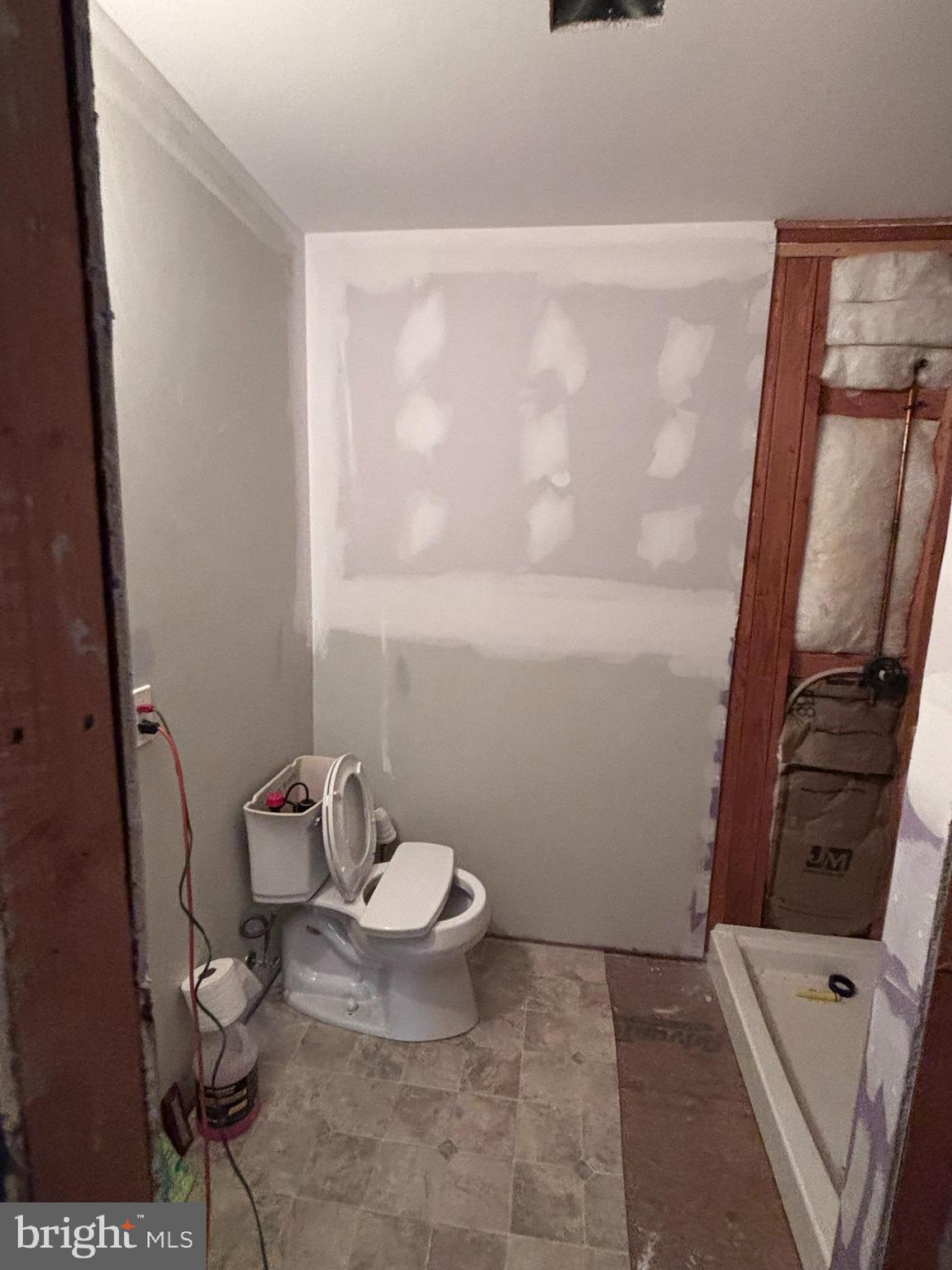 NUGENTOWN - Residential