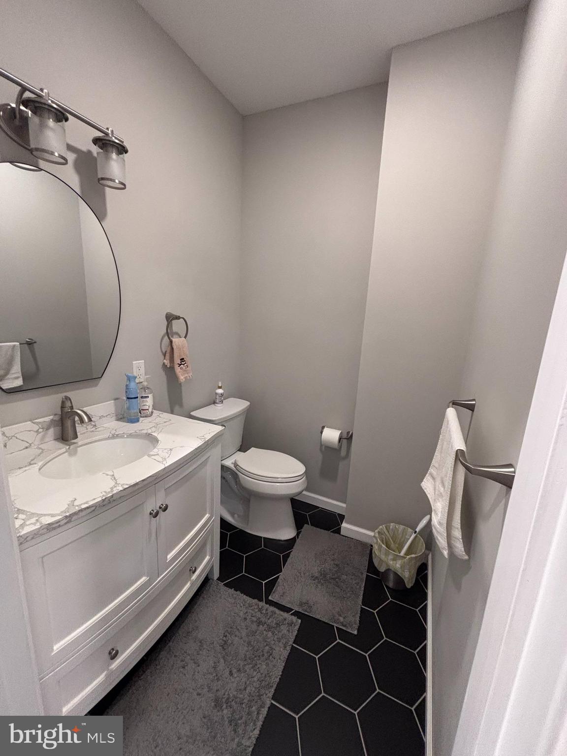 NUGENTOWN - Residential