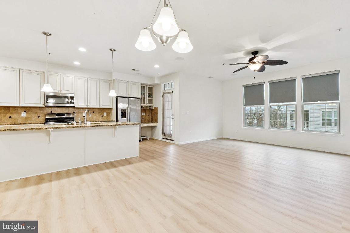 VIRGINIA MANOR CONDOMINIUM - Residential