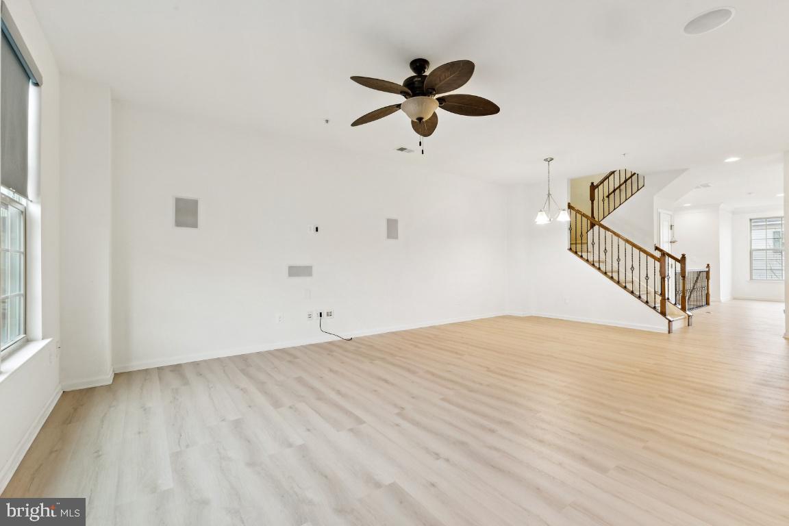 VIRGINIA MANOR CONDOMINIUM - Residential