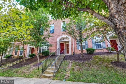 Townhouse For Rent - 2513 Eastbourne Drive<br/> WOODBRIDGE, VA 22191