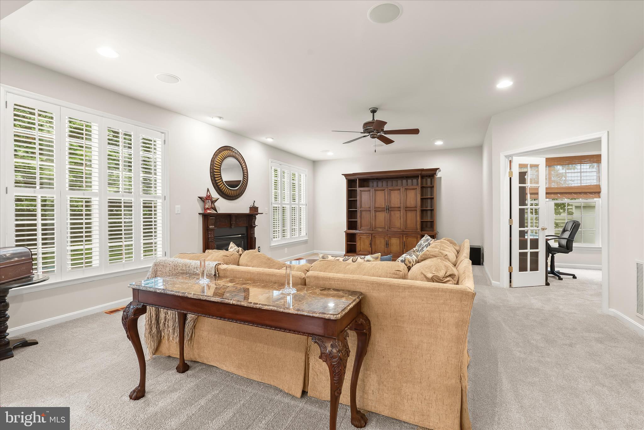 THE PARKE AT MOUNT WASHINGTON - Residential