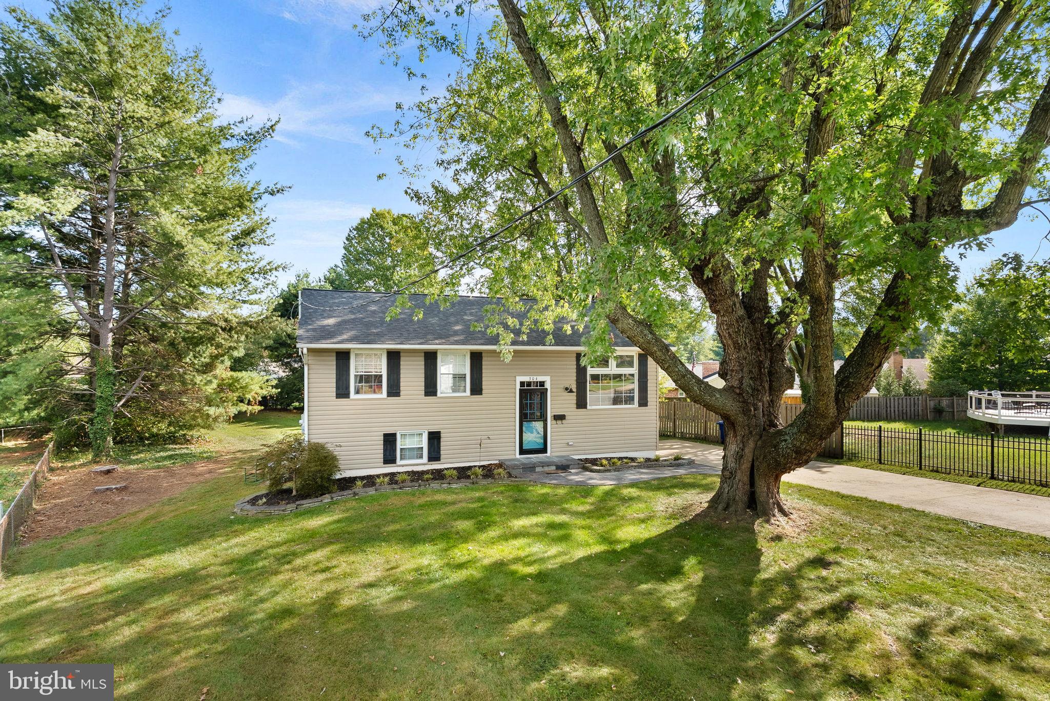 304 LAFAYETTE SW