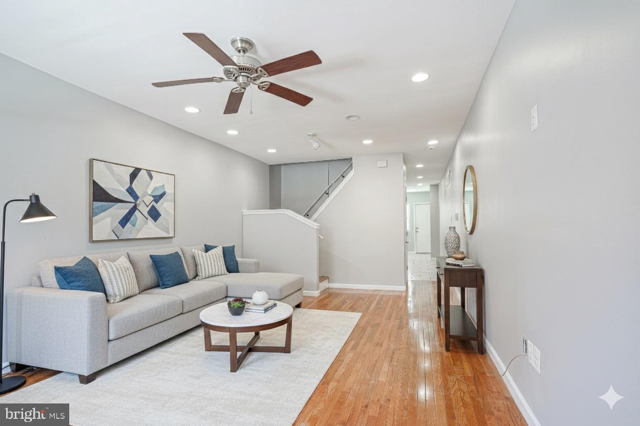 POINT BREEZE - Residential