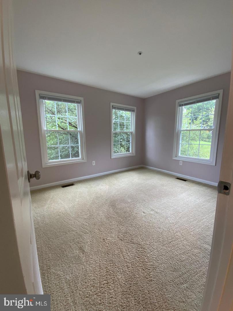 VILL AT MANCHESTER FARMS - Residential Lease