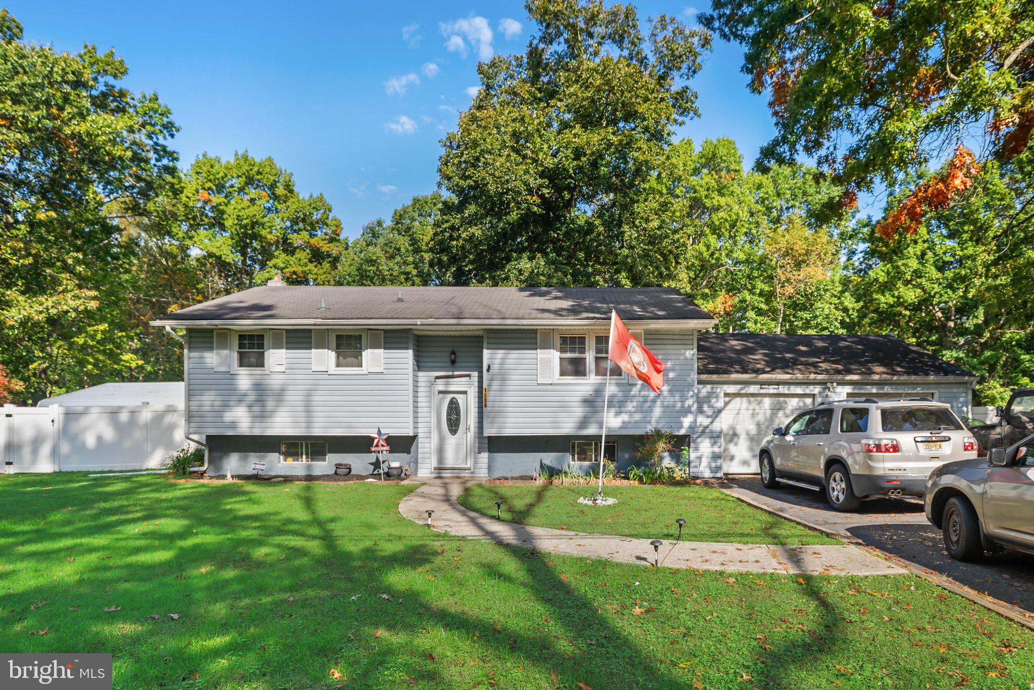 1034 SYKES LANE