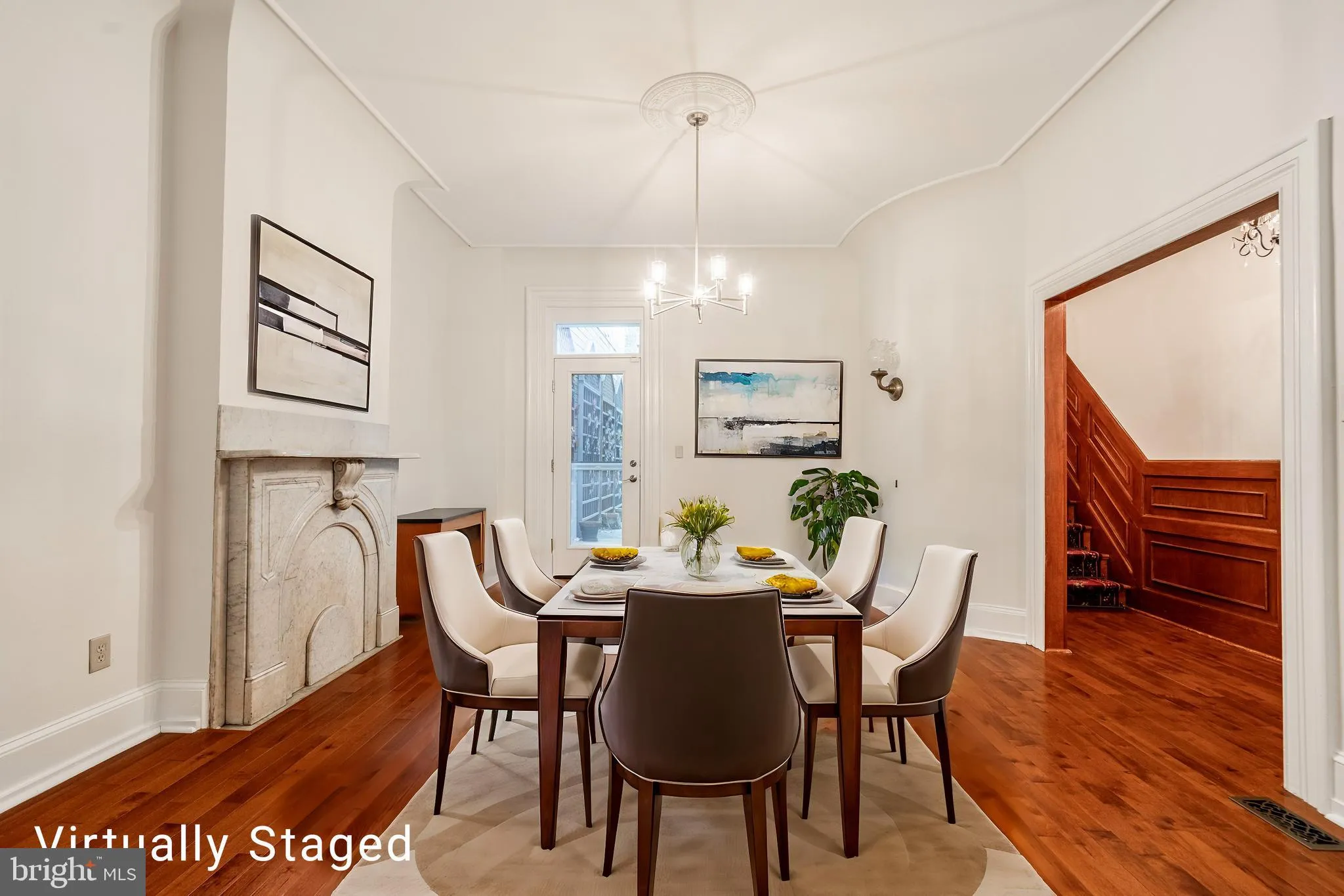 Philadelphia, Pennsylvania 19106, United States, 6 Bedrooms Bedrooms, ,5 BathroomsBathrooms,Residential,Contingent,17083