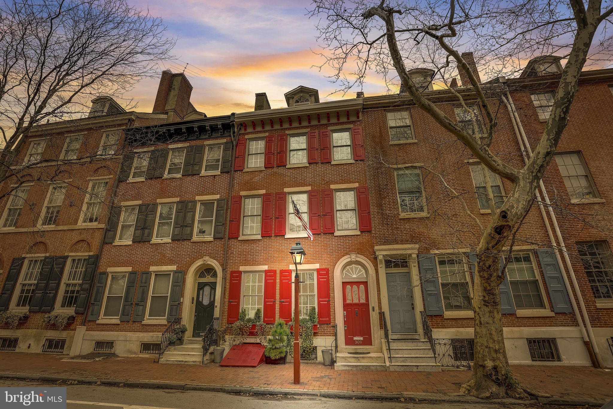 SOCIETY HILL - Residential