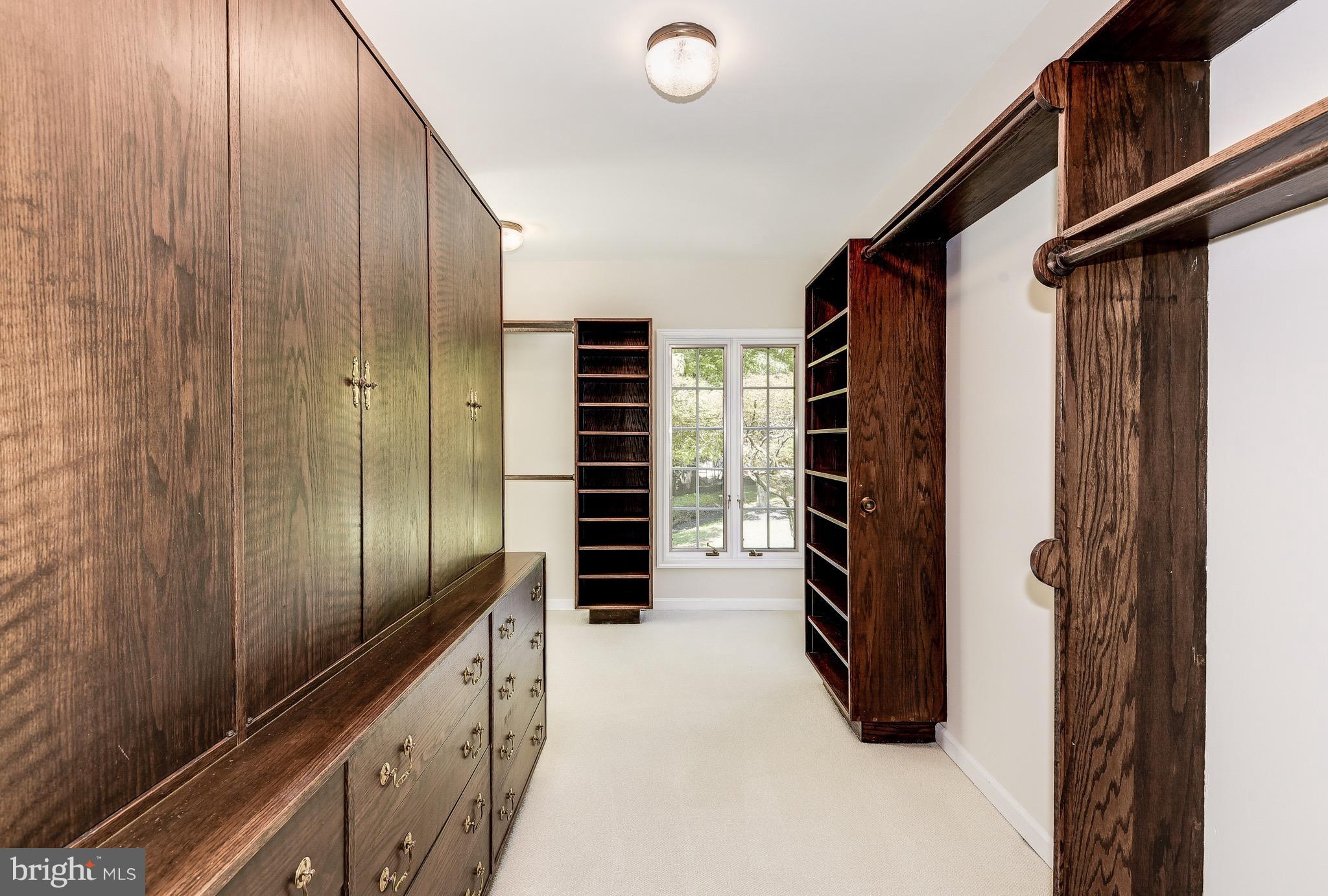 THE DOWNS - Residential