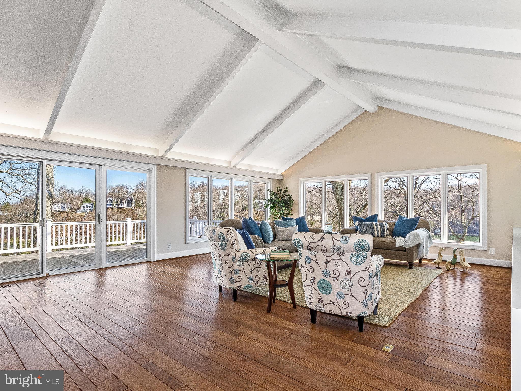 THE DOWNS - Residential