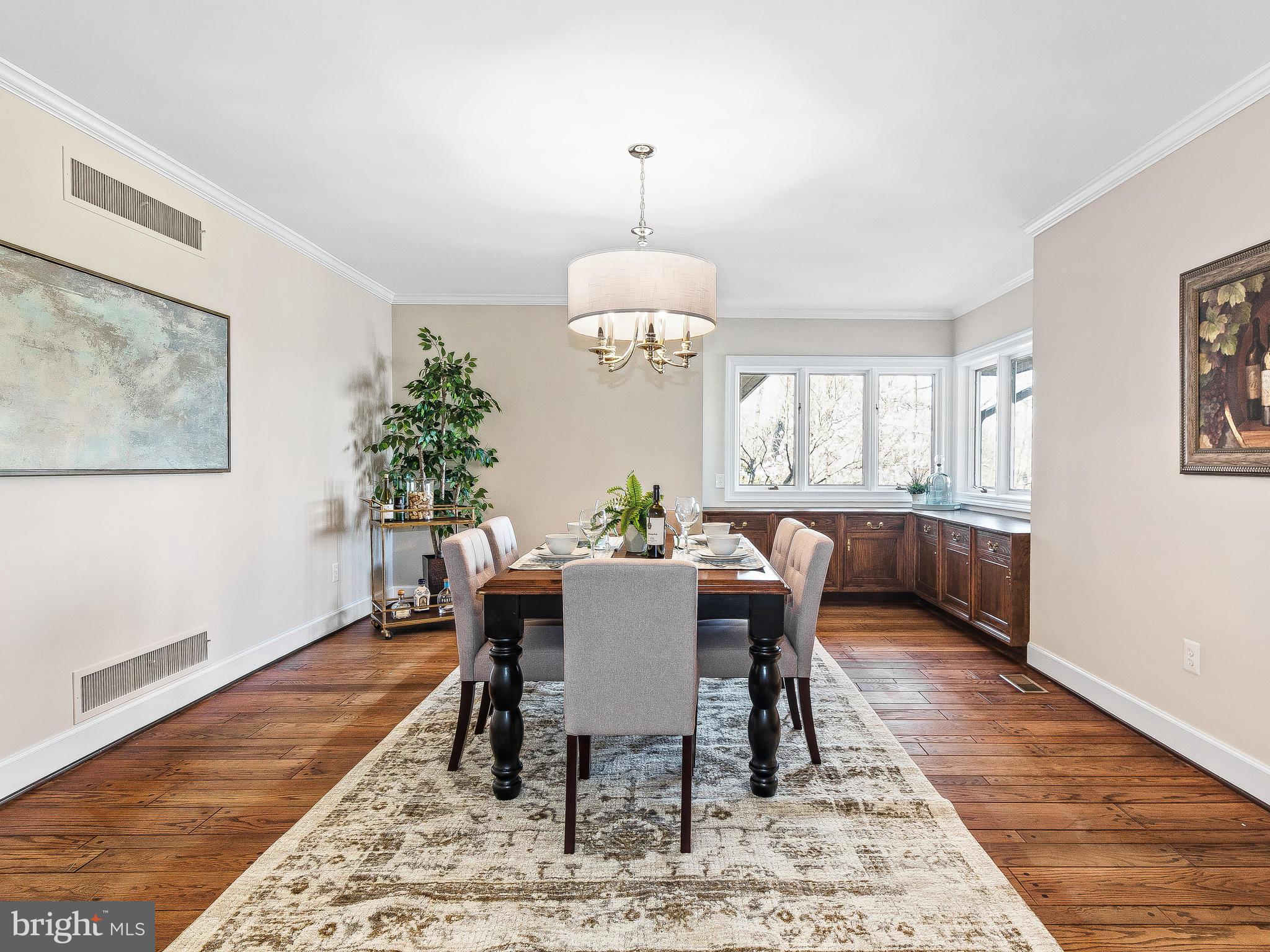 THE DOWNS - Residential