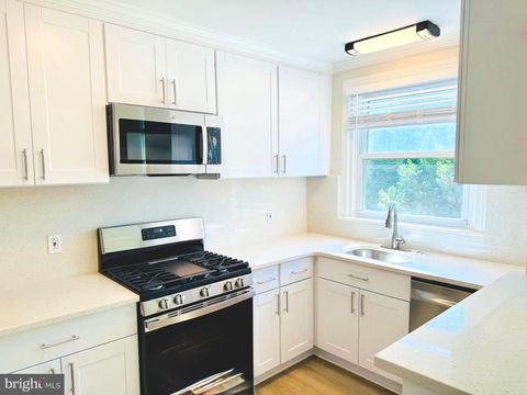 442 E SLOCUM STREET PHILADELPHIA PA 19119
