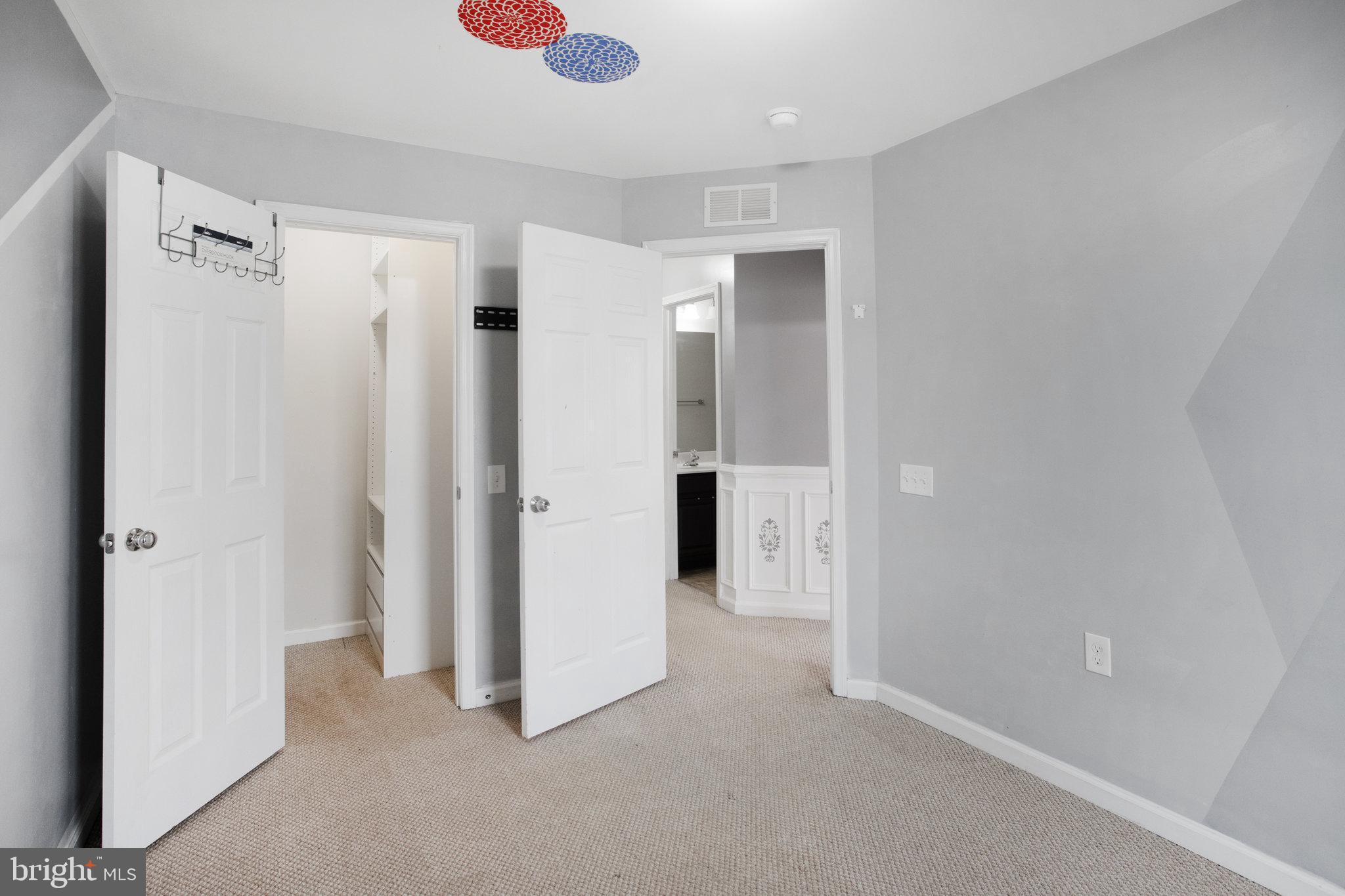 CHERRY HILL CROSSING - Residential Lease