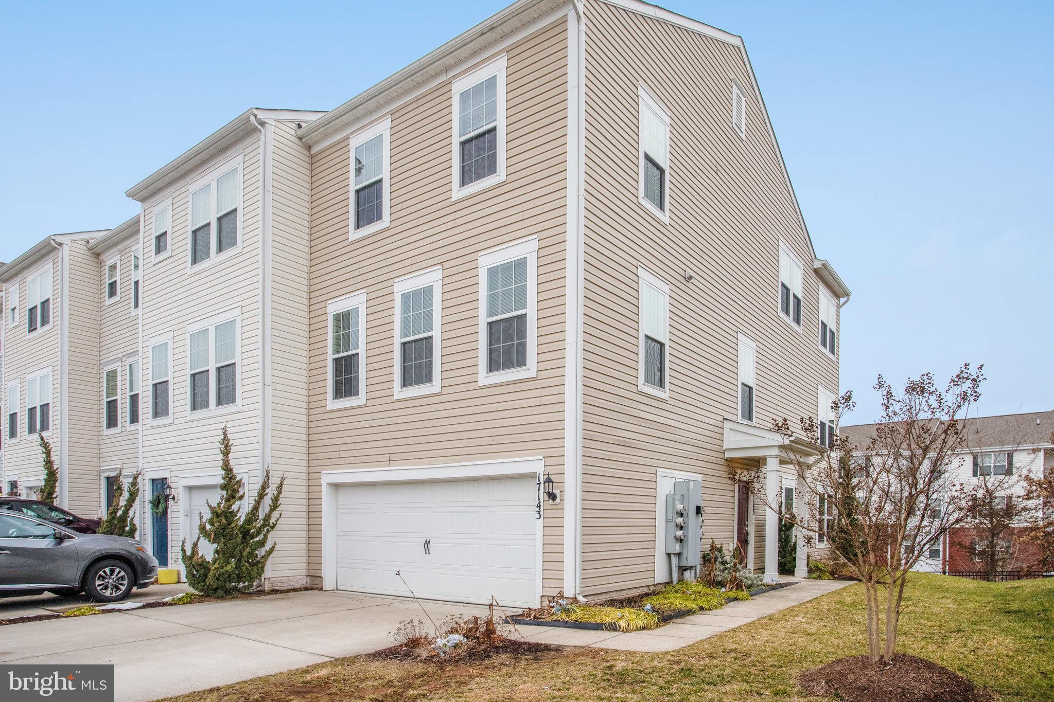 CHERRY HILL CROSSING - Residential Lease