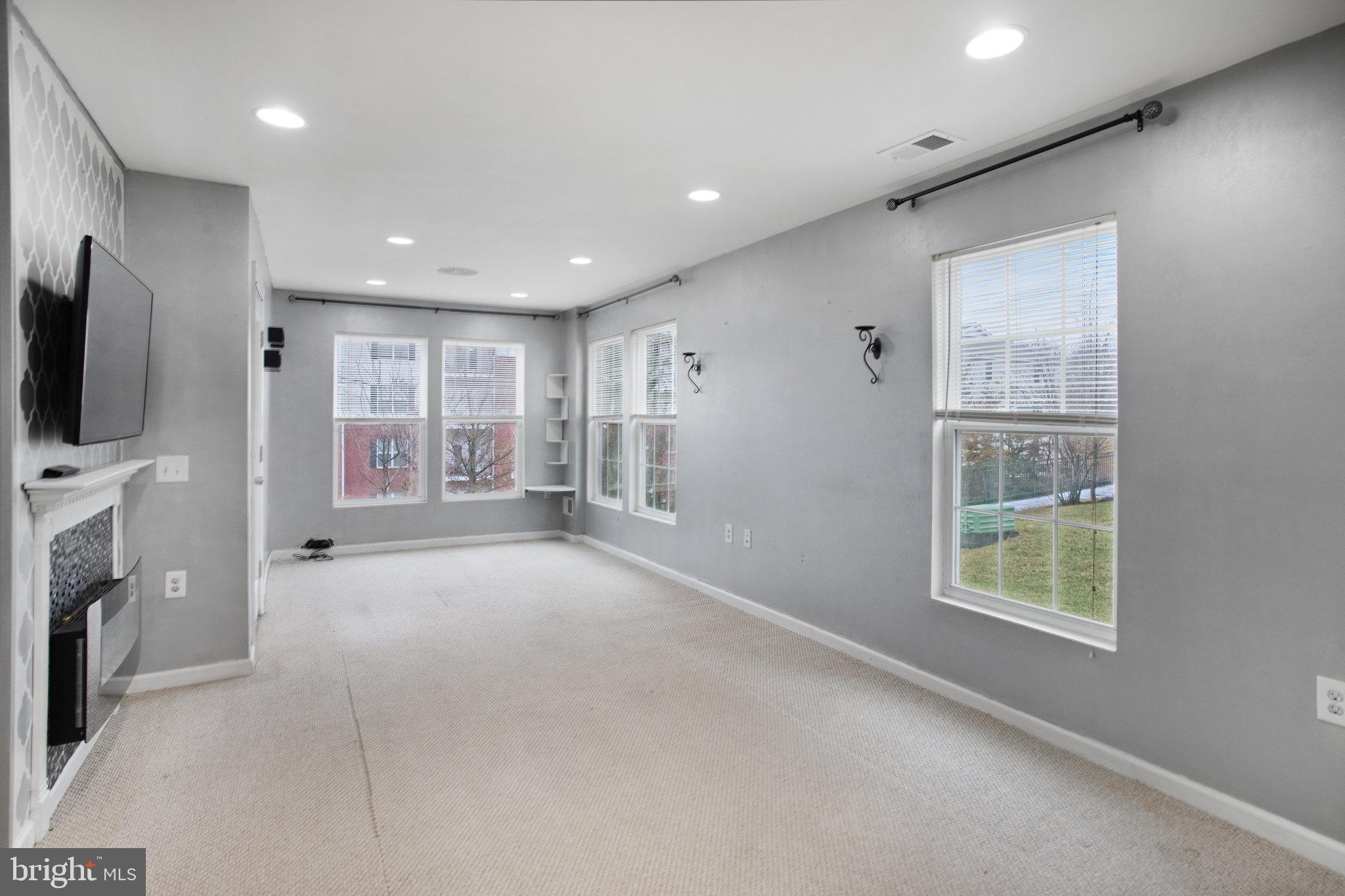 CHERRY HILL CROSSING - Residential Lease