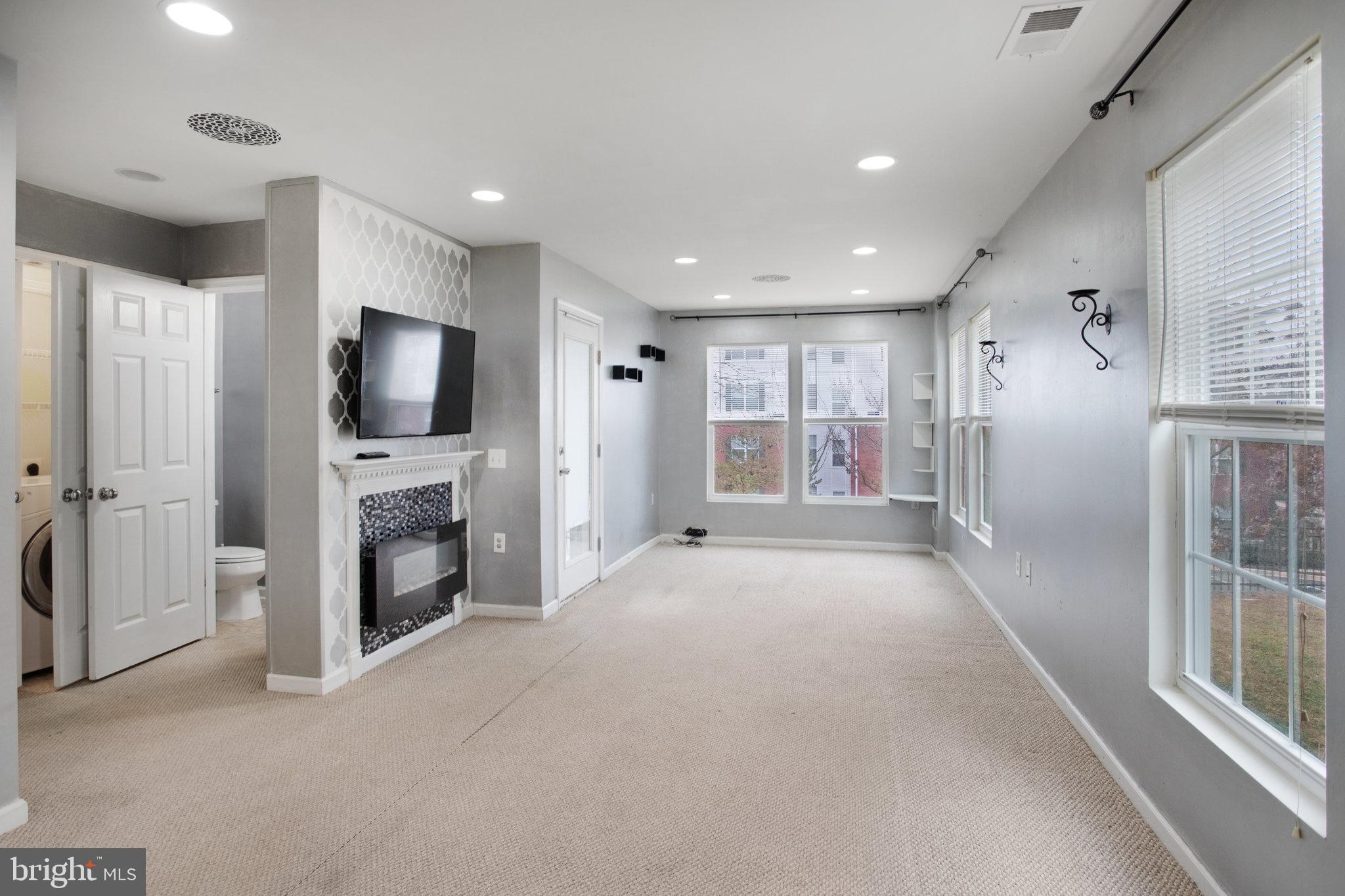 CHERRY HILL CROSSING - Residential Lease