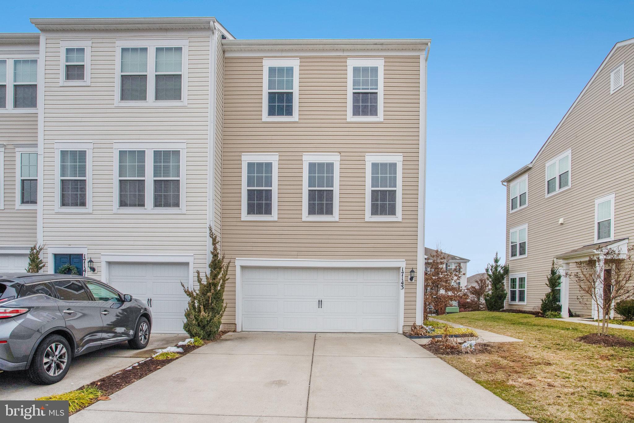 CHERRY HILL CROSSING - Residential Lease