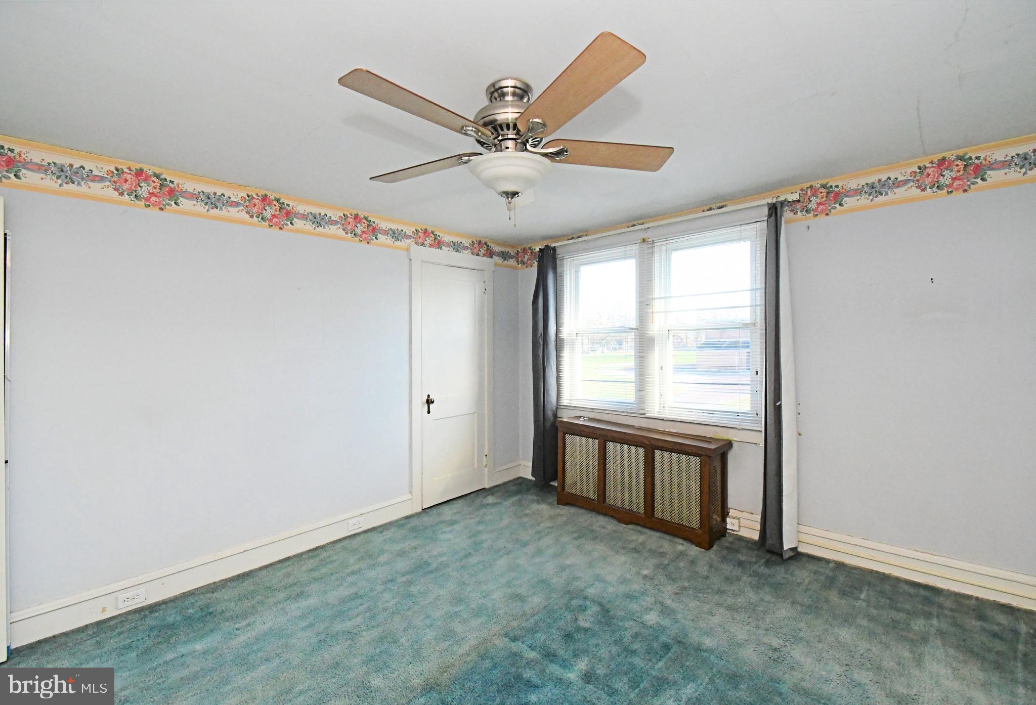 NORRISTOWN - Residential