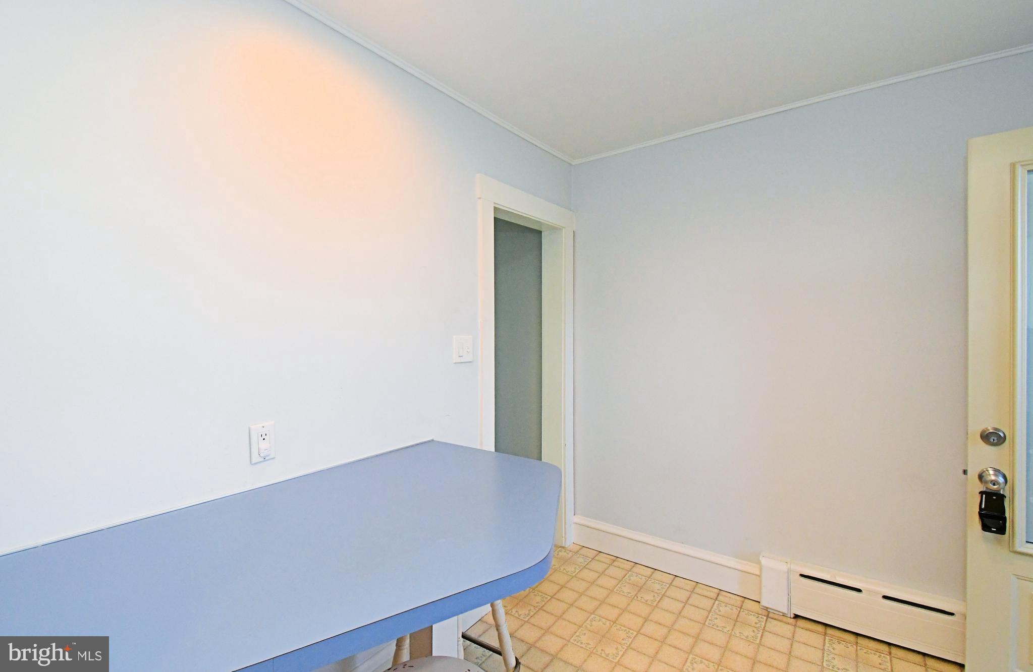 NORRISTOWN - Residential