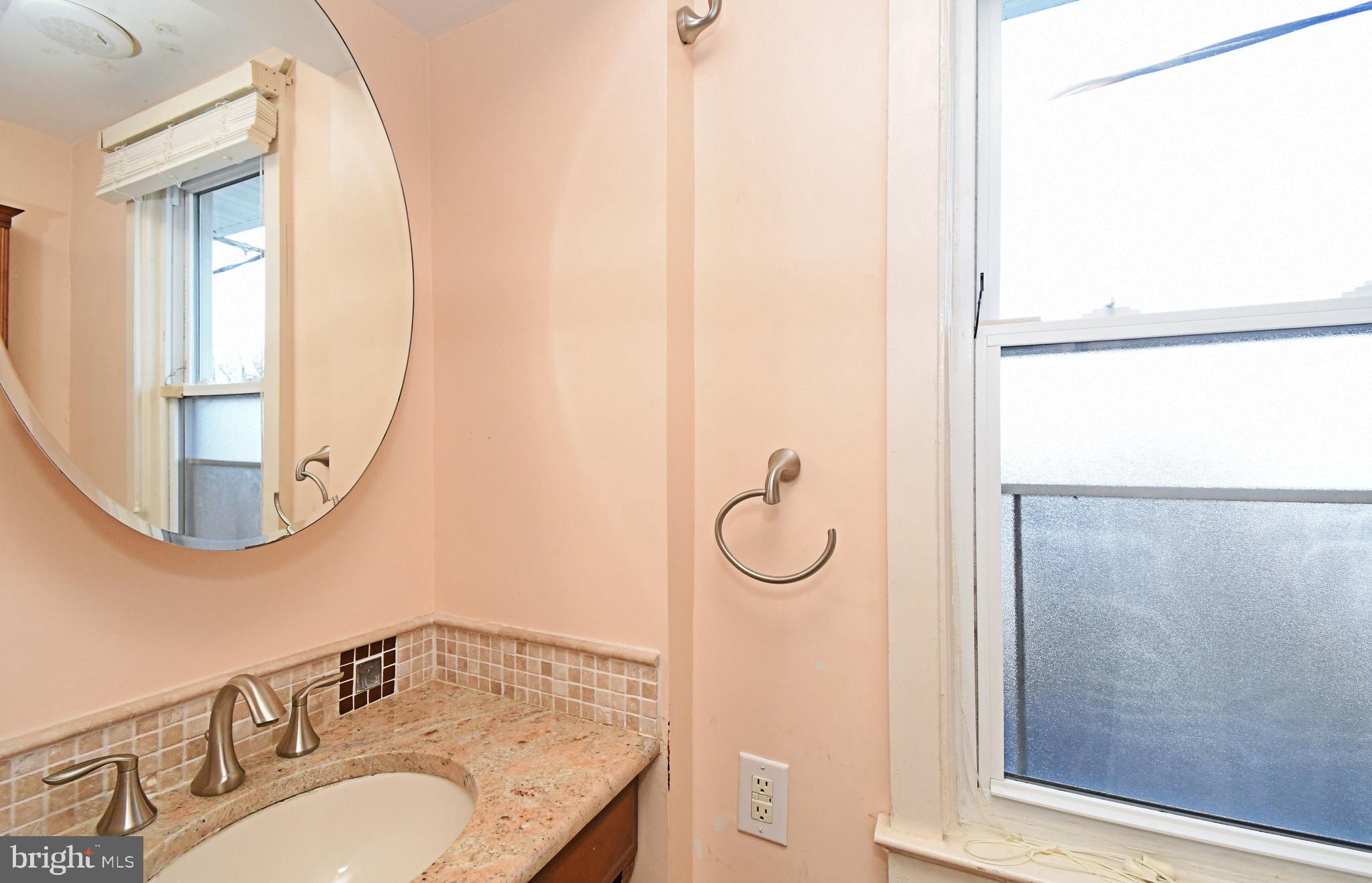 NORRISTOWN - Residential