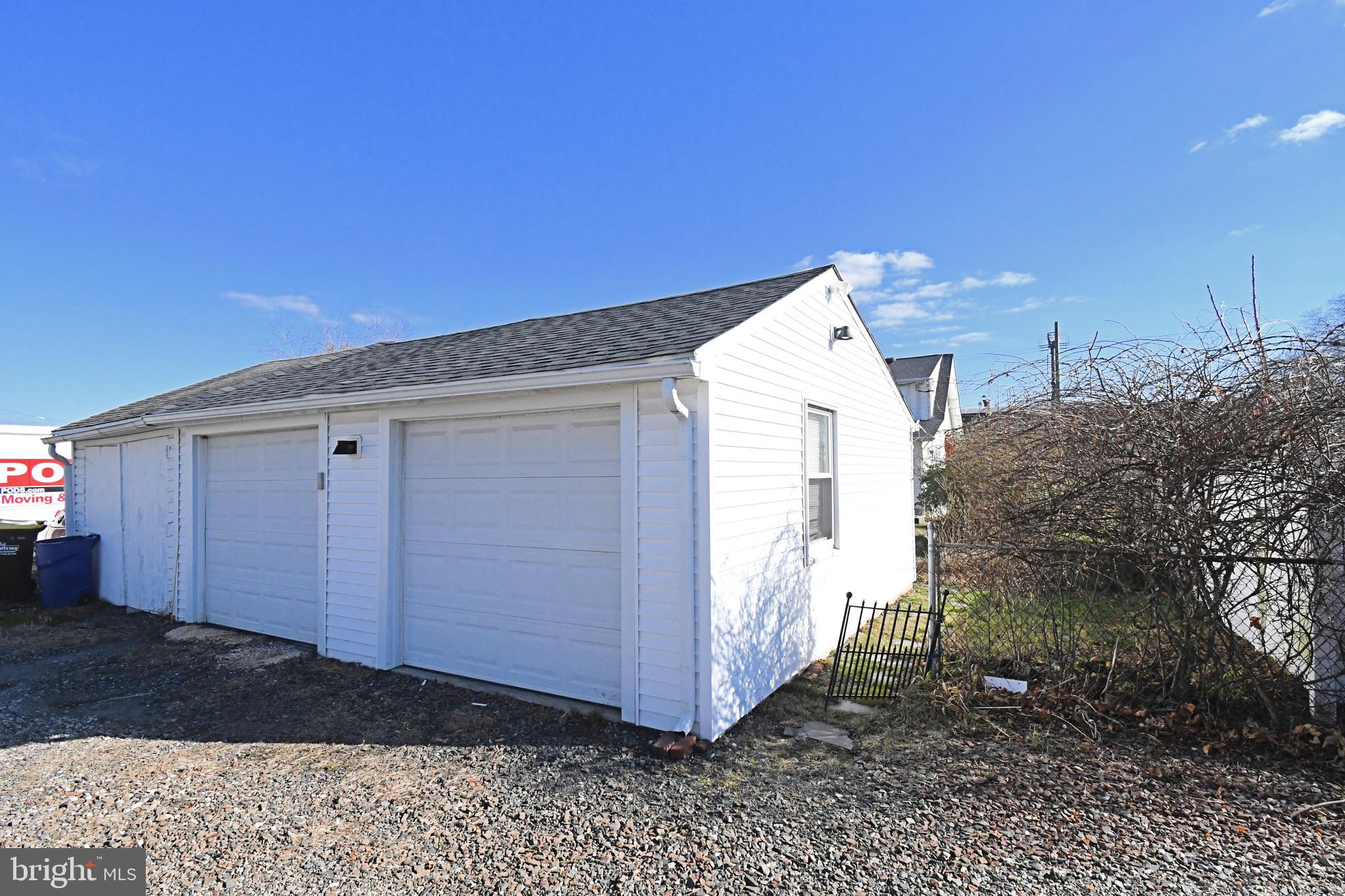 NORRISTOWN - Residential