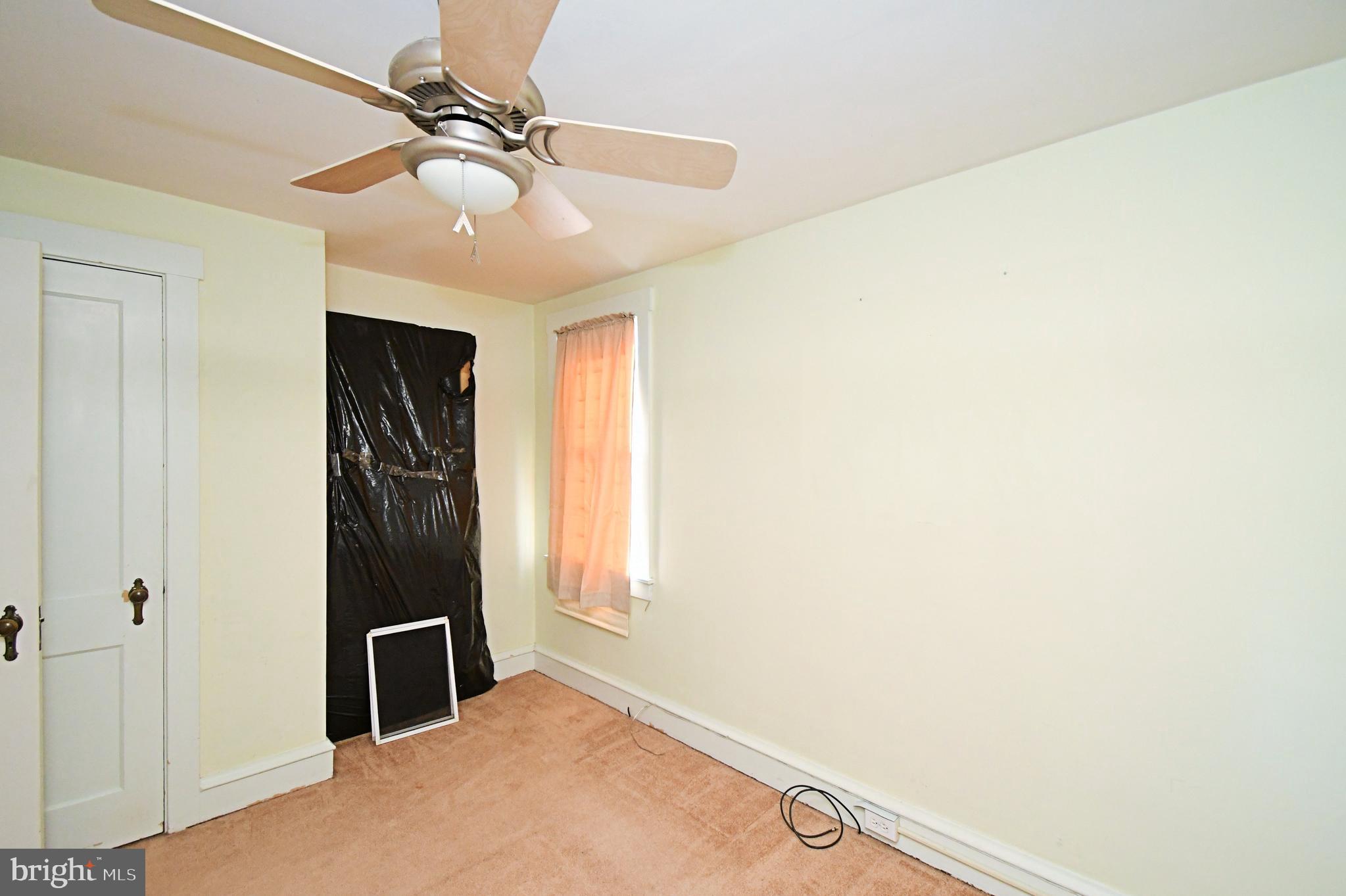 NORRISTOWN - Residential