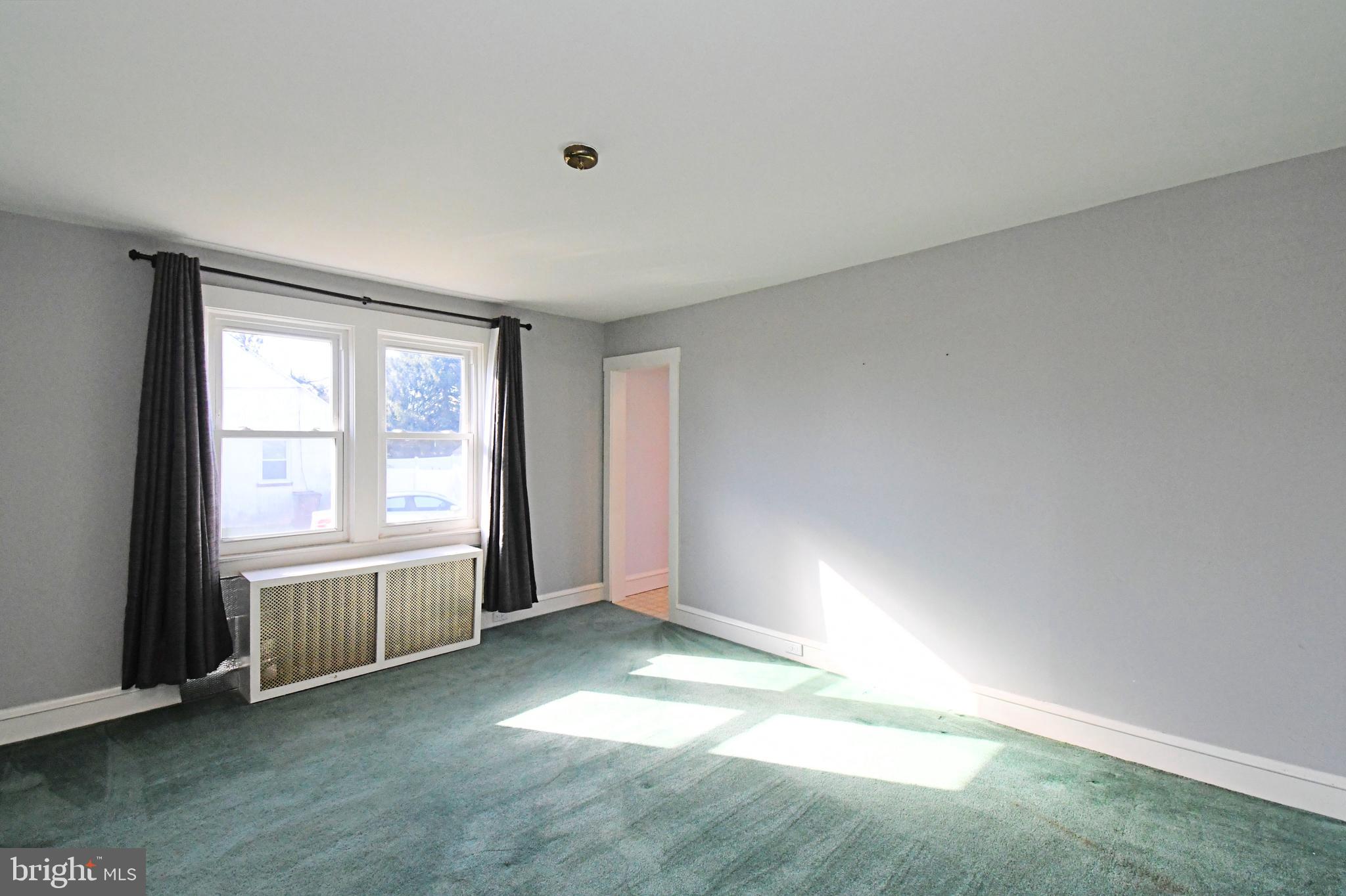 NORRISTOWN - Residential