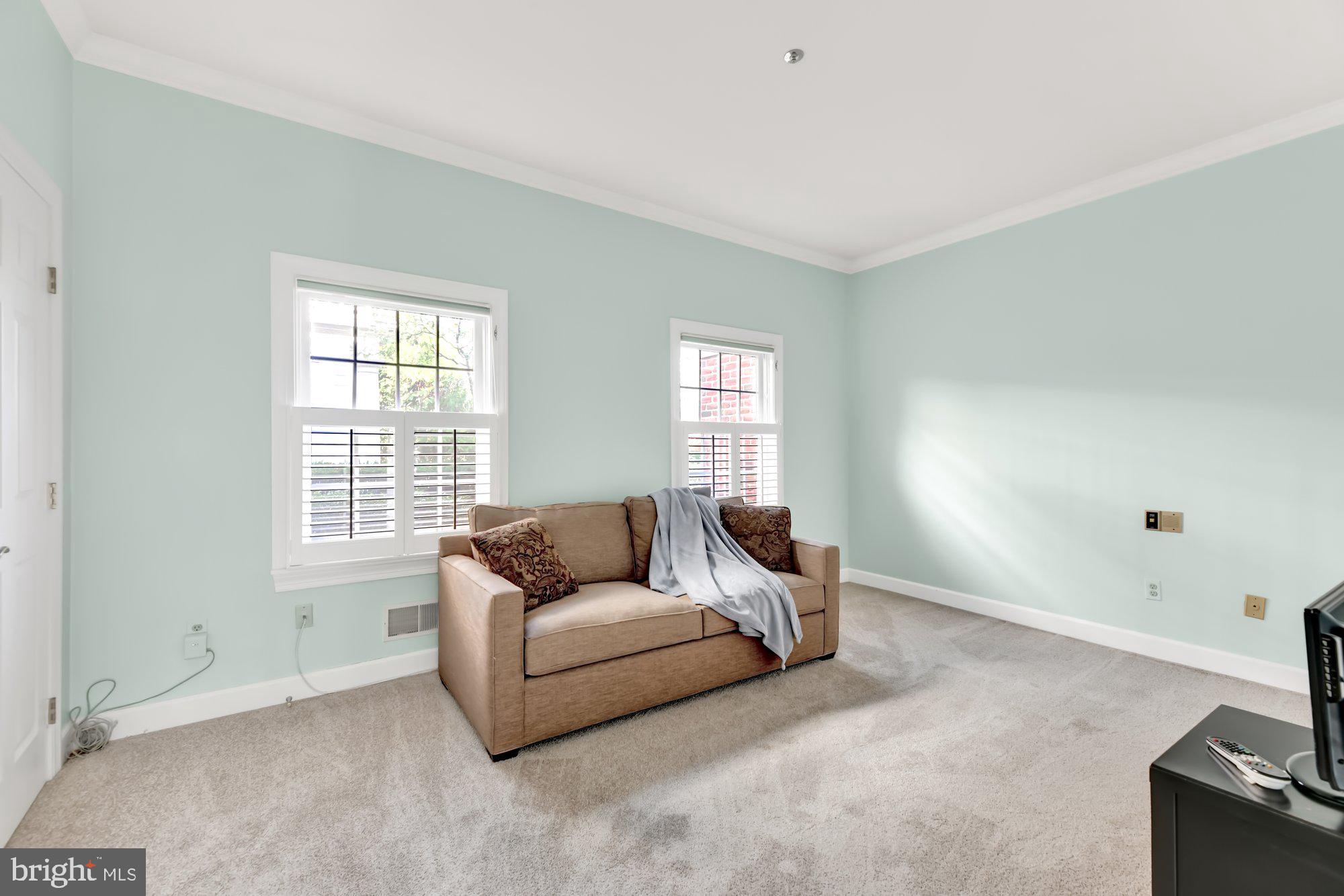 LUTHERVILLE - Residential