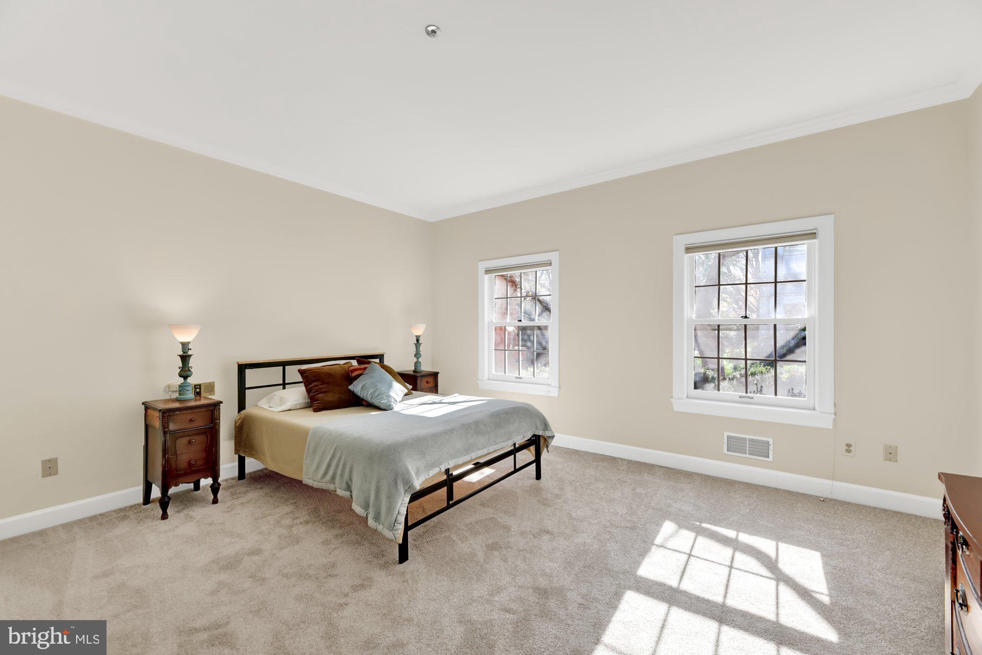 LUTHERVILLE - Residential