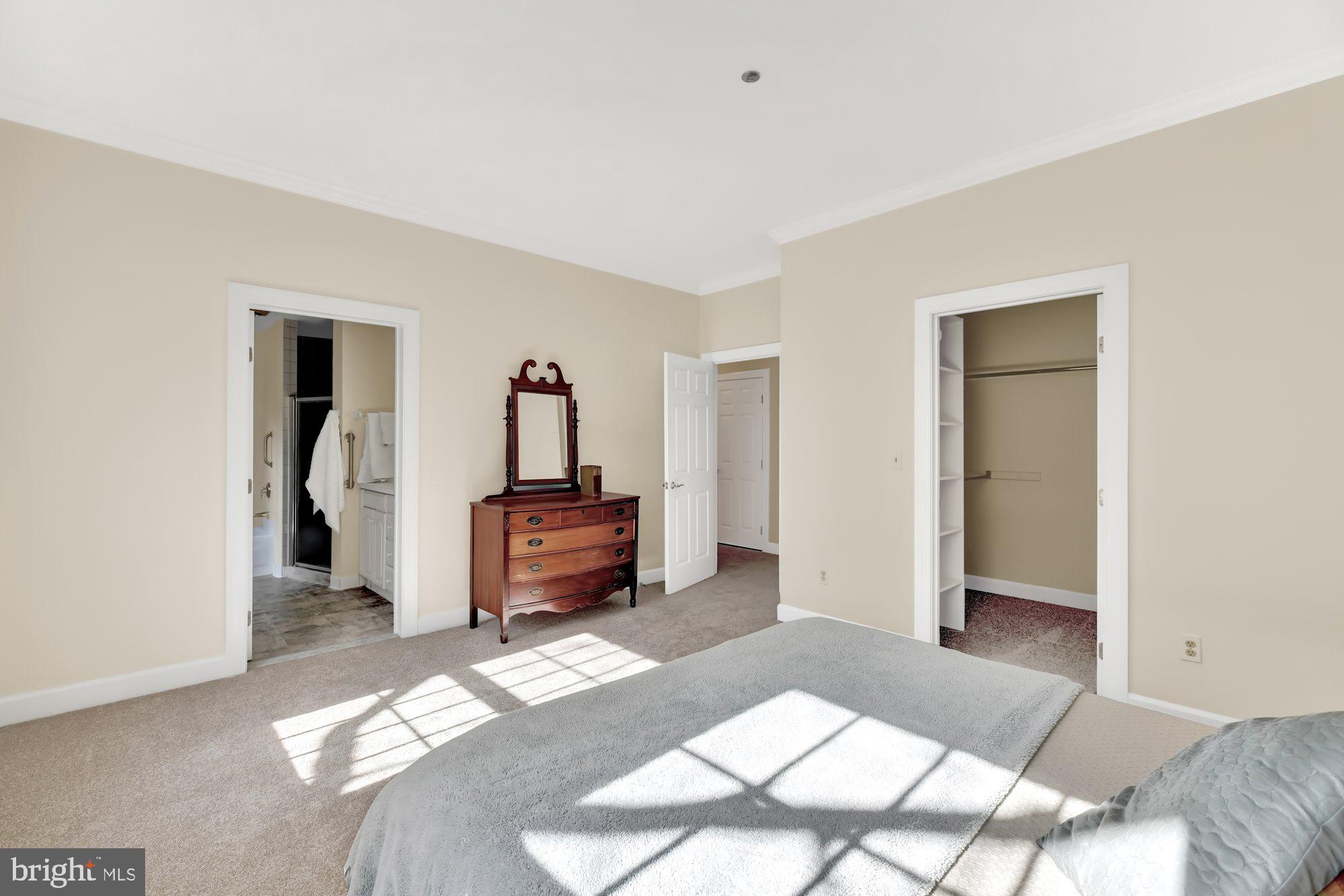 LUTHERVILLE - Residential