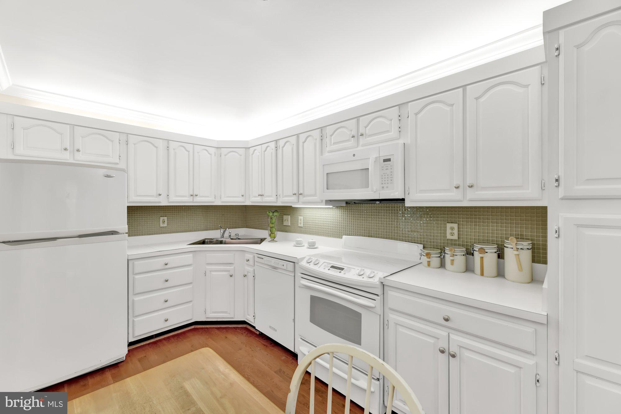 LUTHERVILLE - Residential