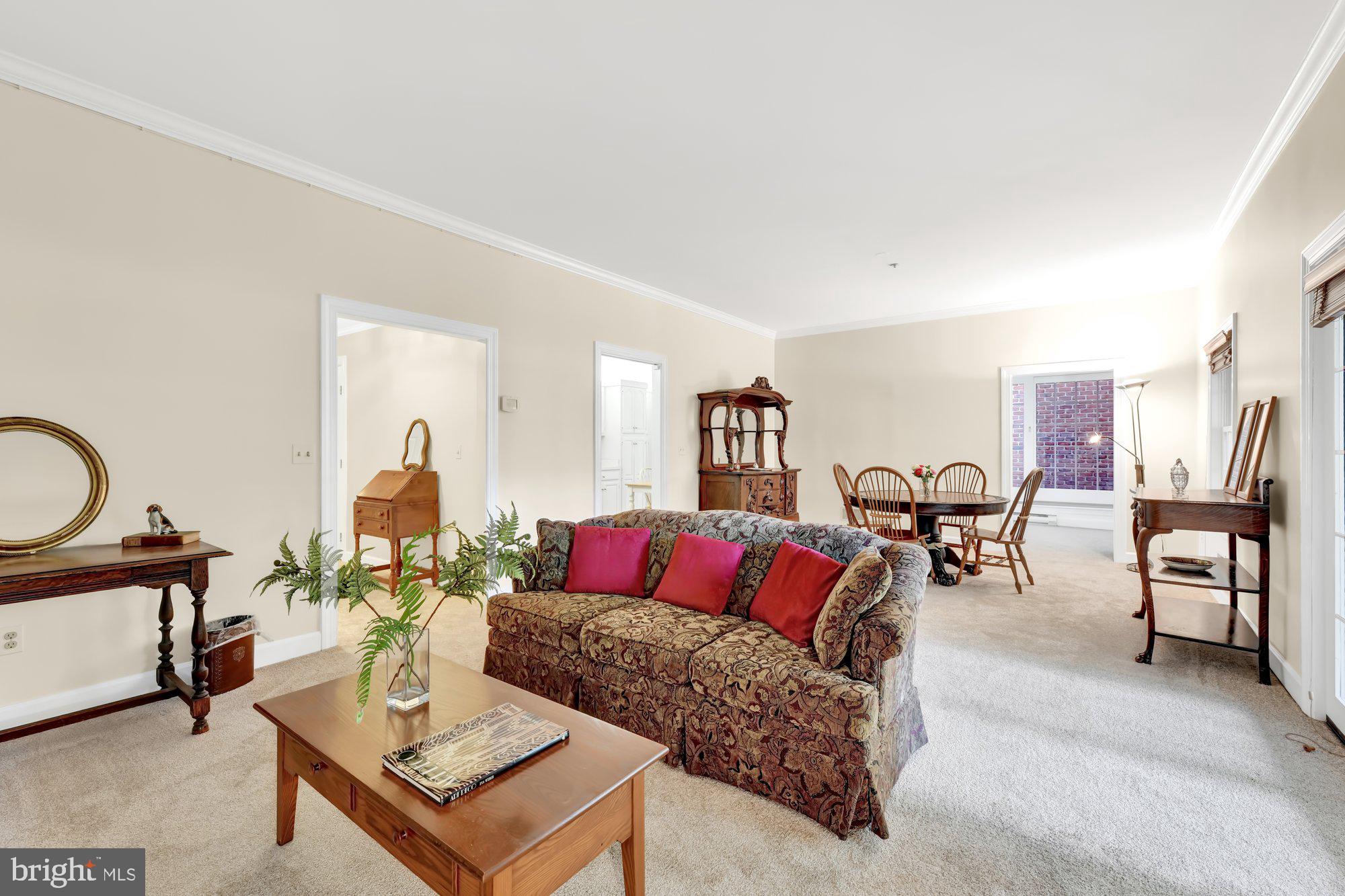 LUTHERVILLE - Residential