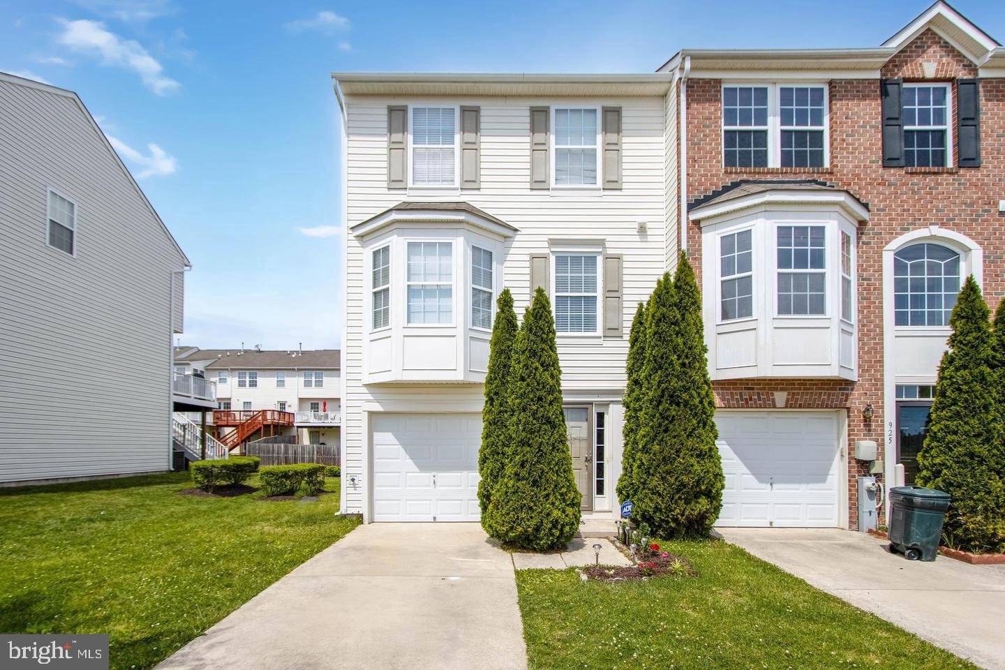 Beautifully end-of-group townhome offering three fully finished levels and 1,720 sq. ft. of living space. The spacious country kitchen is complete with a center island, decorative backsplash, full appliance package, and large dining area.
This home includes 3 bedrooms, 2.5 bathrooms, and a 1-car garage with private driveway. Exterior amenities include a Trex deck, walkout to patio, and ample overflow parking.
Tenant occupied—showings by appointment only. Photos are from a previous listing.