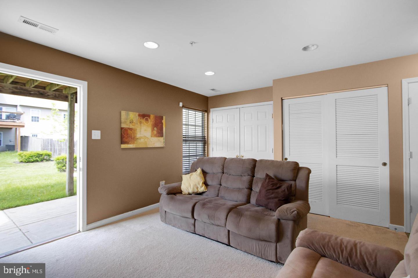 MIRAMAR LANDING - Residential Lease