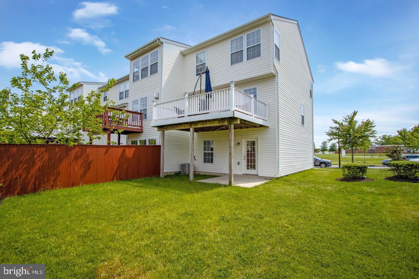 MIRAMAR LANDING - Residential Lease