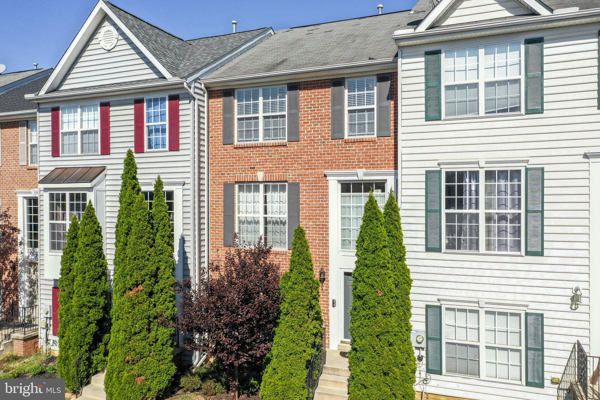 310 GREEN FERN CIRCLE