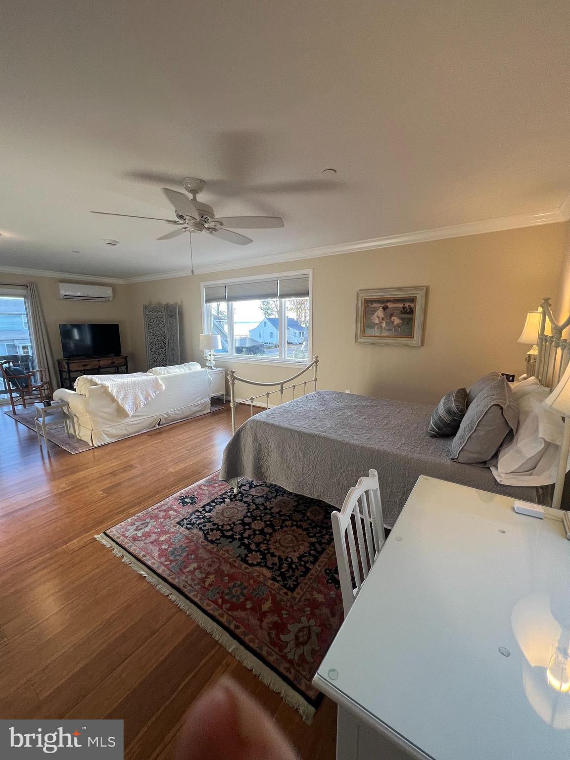 FRANKLIN MANOR BEACH - Residential Lease