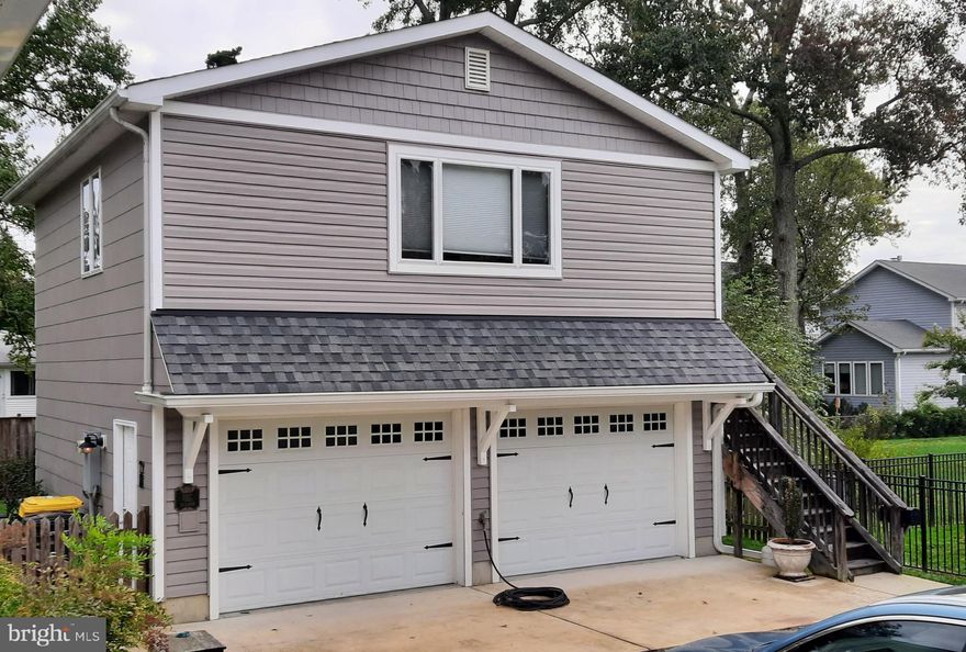 "You had me at the view!" This HGTV-worthy, fully renovated "carriage house-style" studio (larger than most 1 bedrooms) offers loads of light & breathtaking views of the Chesapeake Bay from every window! Step into this FULLY FURNISHED cottage, featuring sleek bamboo flooring, and a gorgeous kitchen! Stainless steel appliances, shiny "retro" metal backsplash, granite counter tops, and Bay views!  With a generous OPEN living and dining space, chic finishes, and ALL utilities included (yes, EVEN INTERNET!), this peaceful COZY cottage redefines hassle-free living.  Enjoy your morning coffee on the private deck overlooking the Bay, and savor the charm of Churchton, MD. Parking included – all that’s missing is you!  
Situated in the popular community of Franklin Manor, enjoy the water-side trails, playgrounds, parks, piers and more!