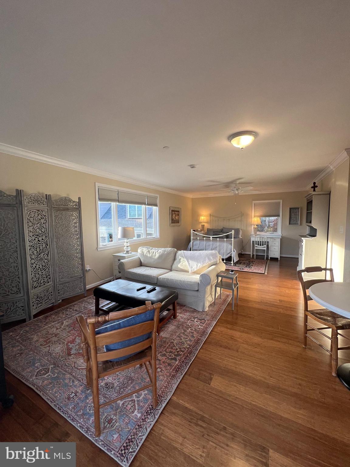 FRANKLIN MANOR BEACH - Residential Lease