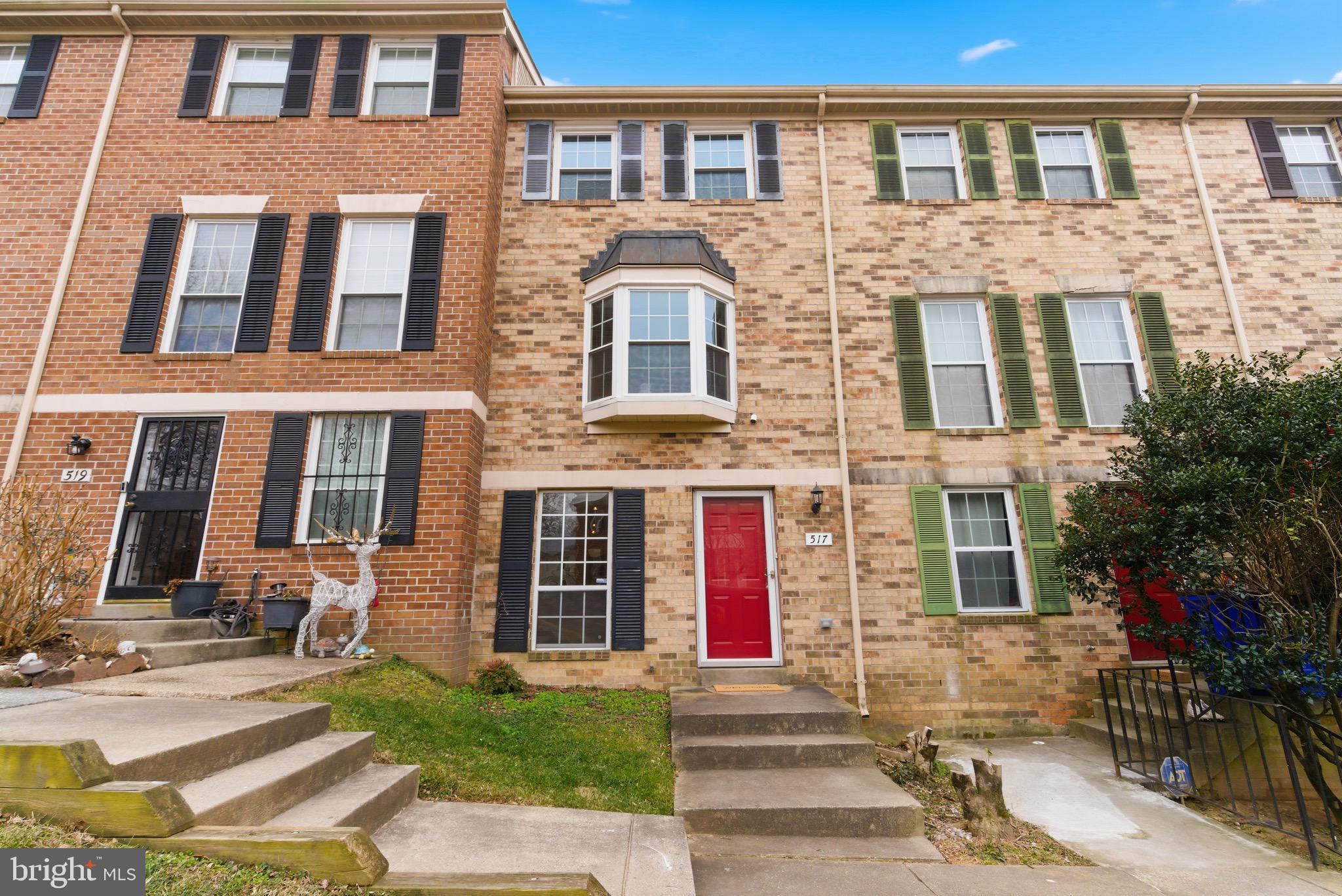 PICKWICK VILLAGE - Residential