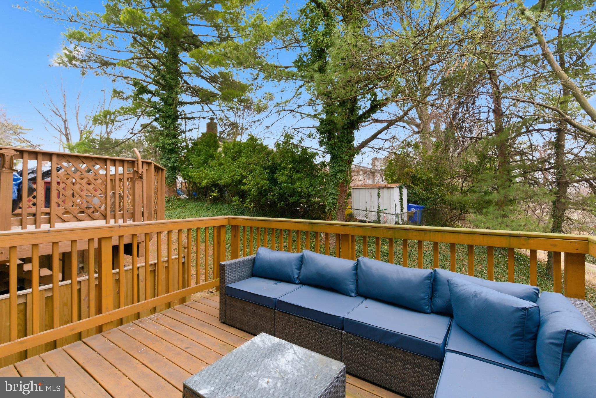 PICKWICK VILLAGE - Residential