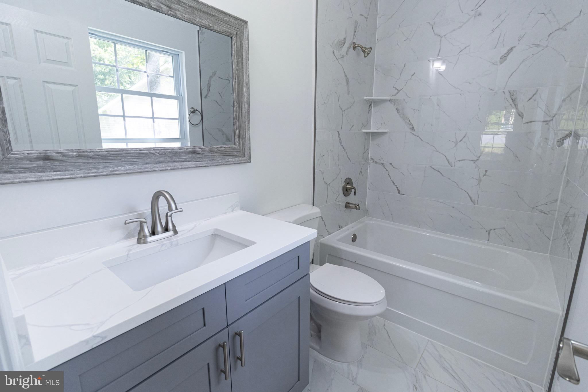 LAKE OF THE WOODS - Residential