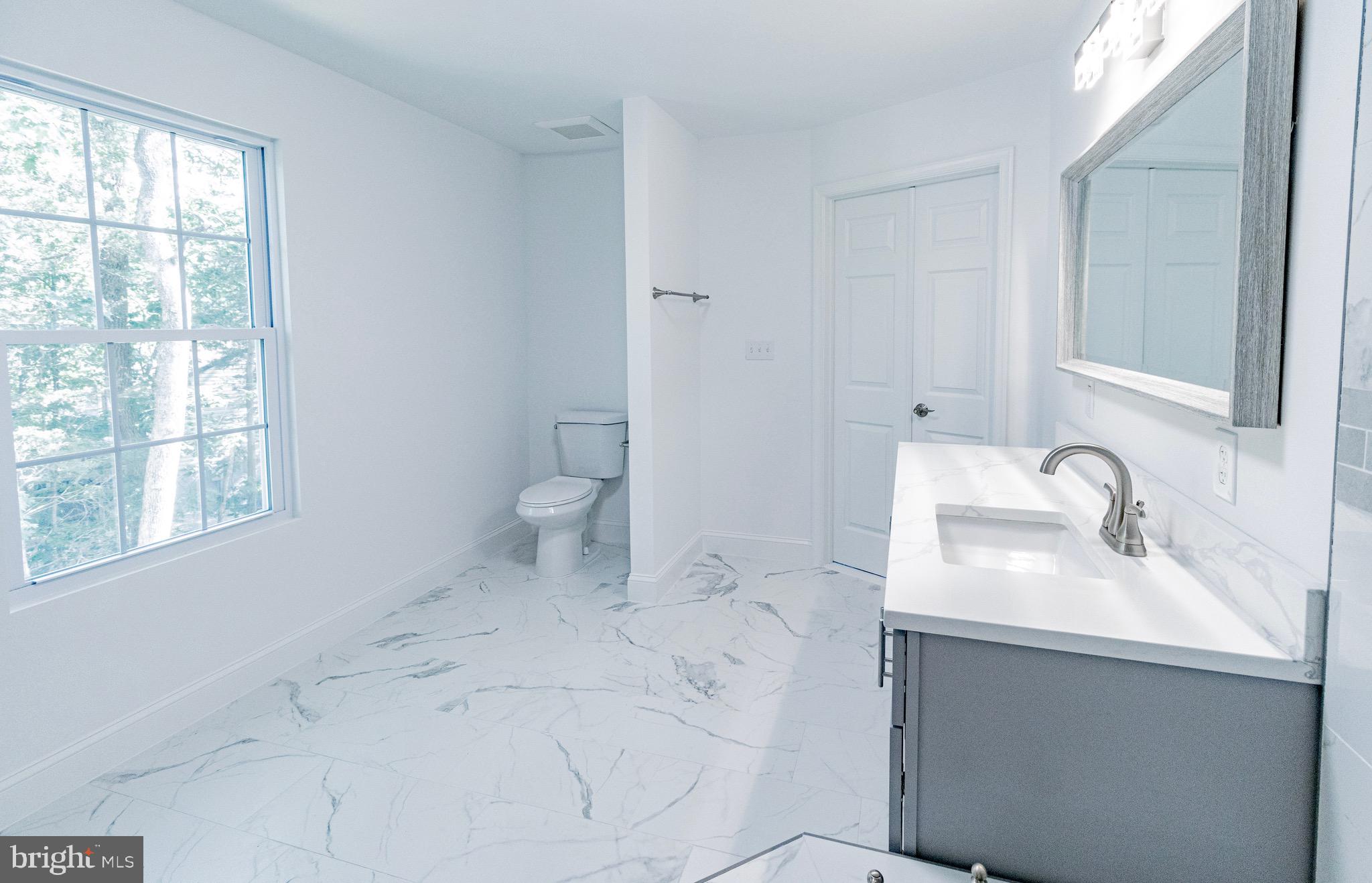 LAKE OF THE WOODS - Residential