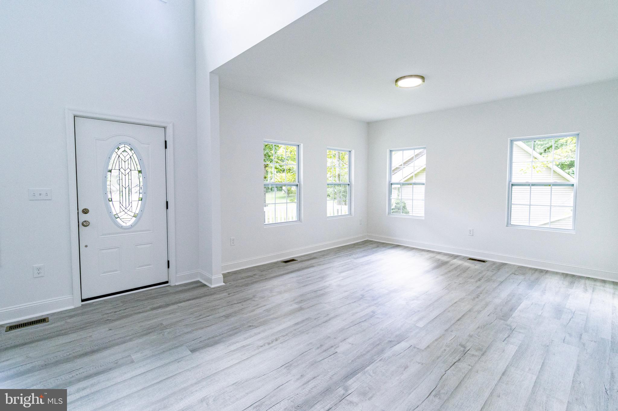 LAKE OF THE WOODS - Residential