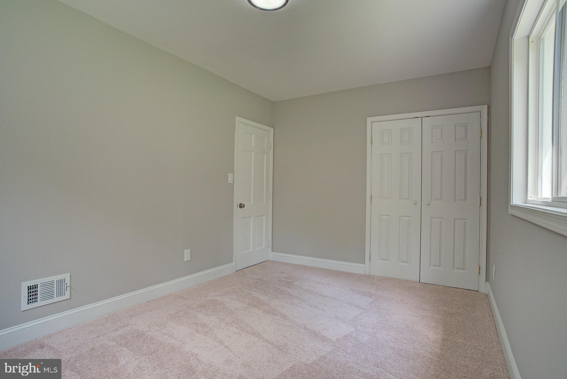 FORT WASHINGTON - Residential