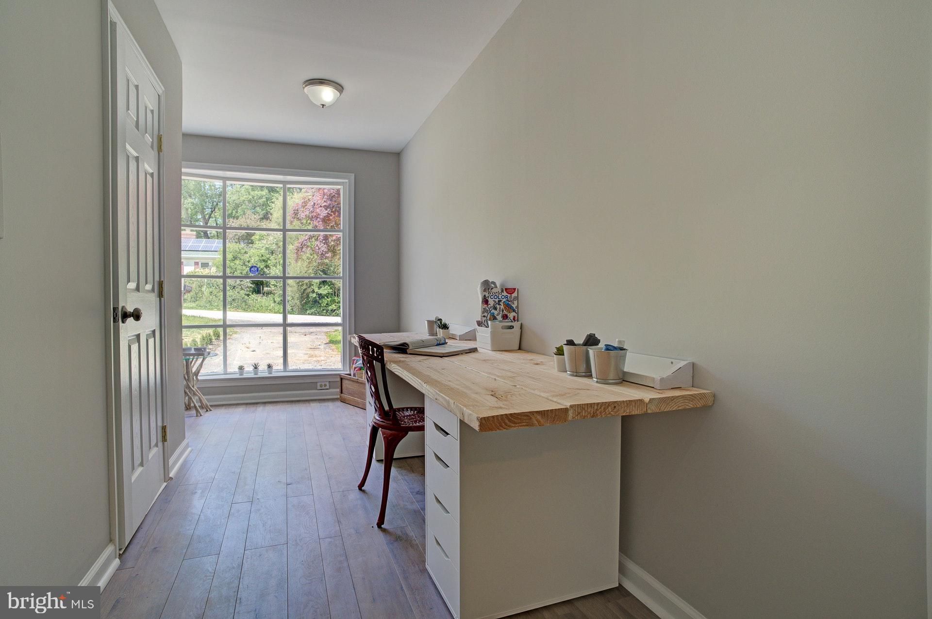 FORT WASHINGTON - Residential