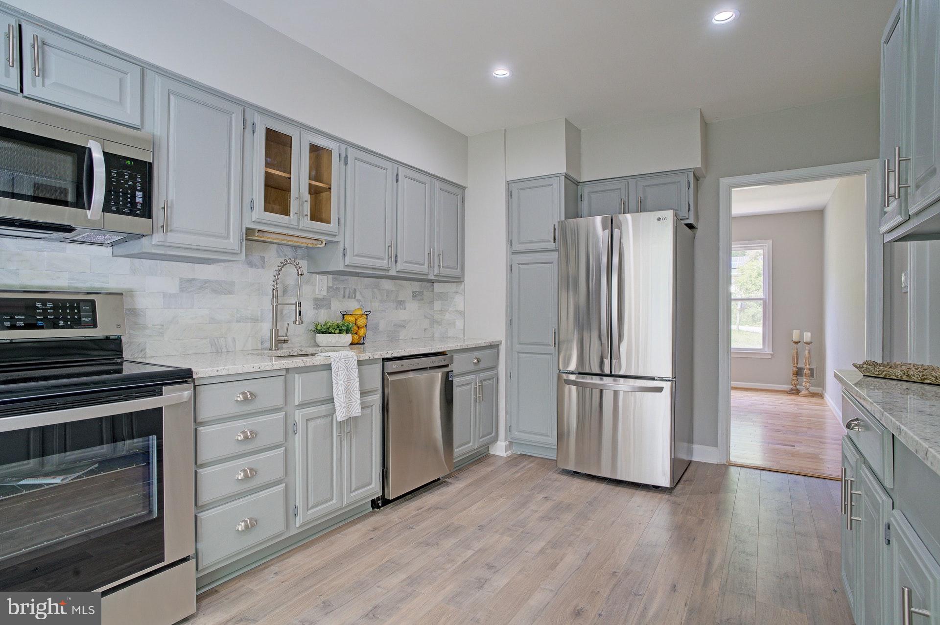 FORT WASHINGTON - Residential