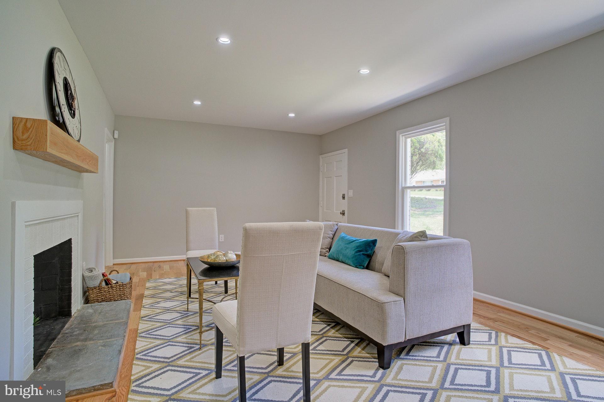 FORT WASHINGTON - Residential